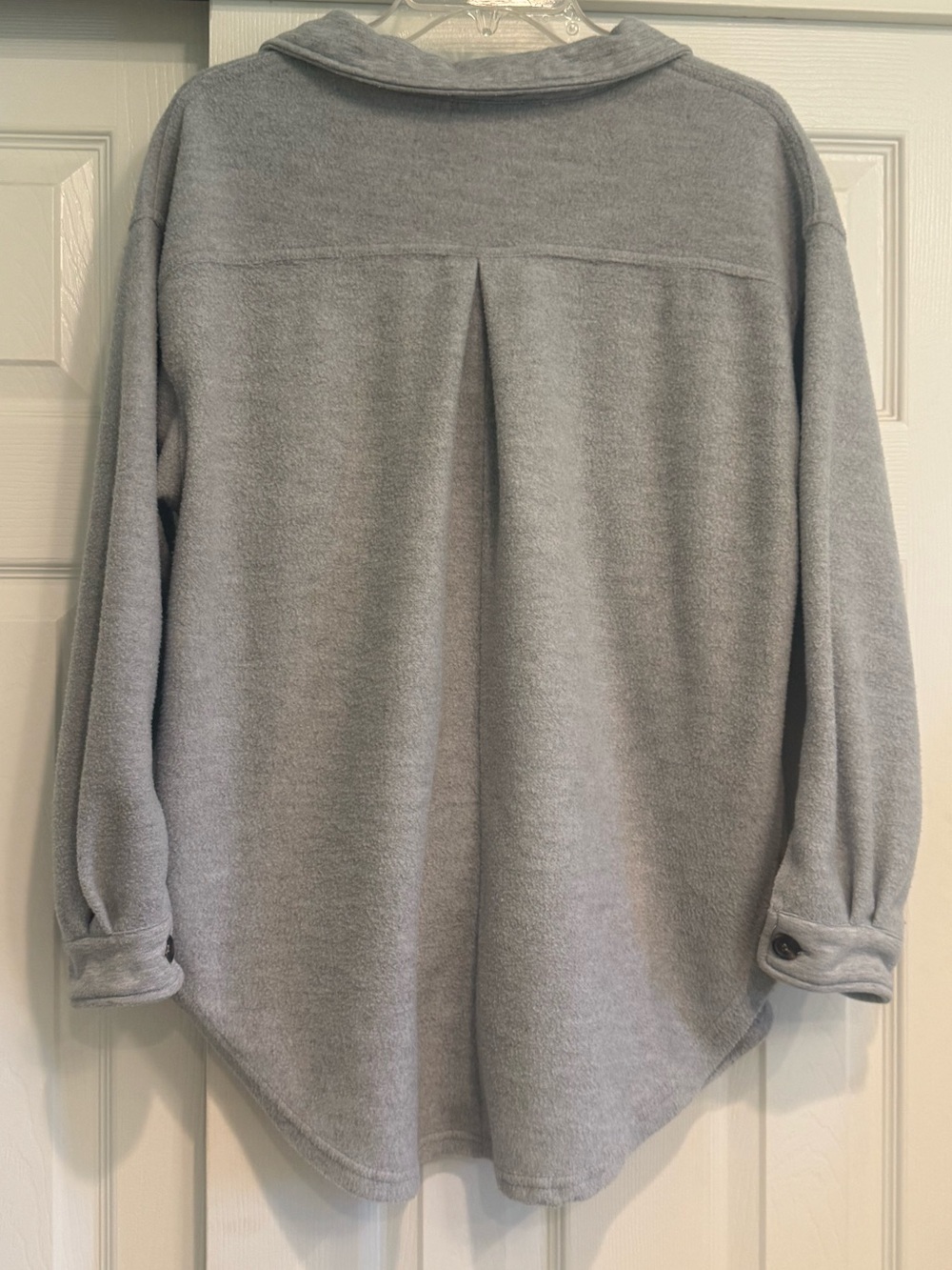Stella Laguna Beach Grey Button Up Shacket - Picture 3 of 3